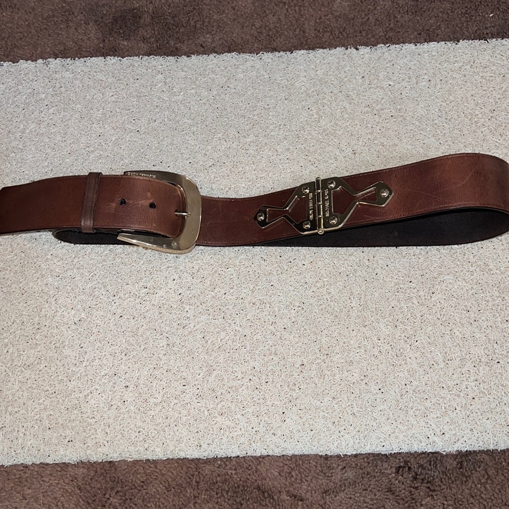 Michael Kors- brown leather belt with gold hardware- medium